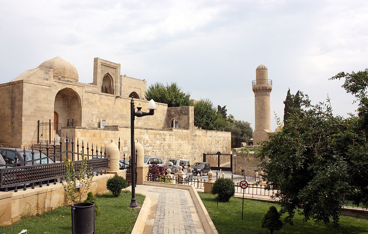 Palace_of_the_Shirvanshahs_-_outside_Dd1fNsU311_GQJbCHC2mh.jpeg