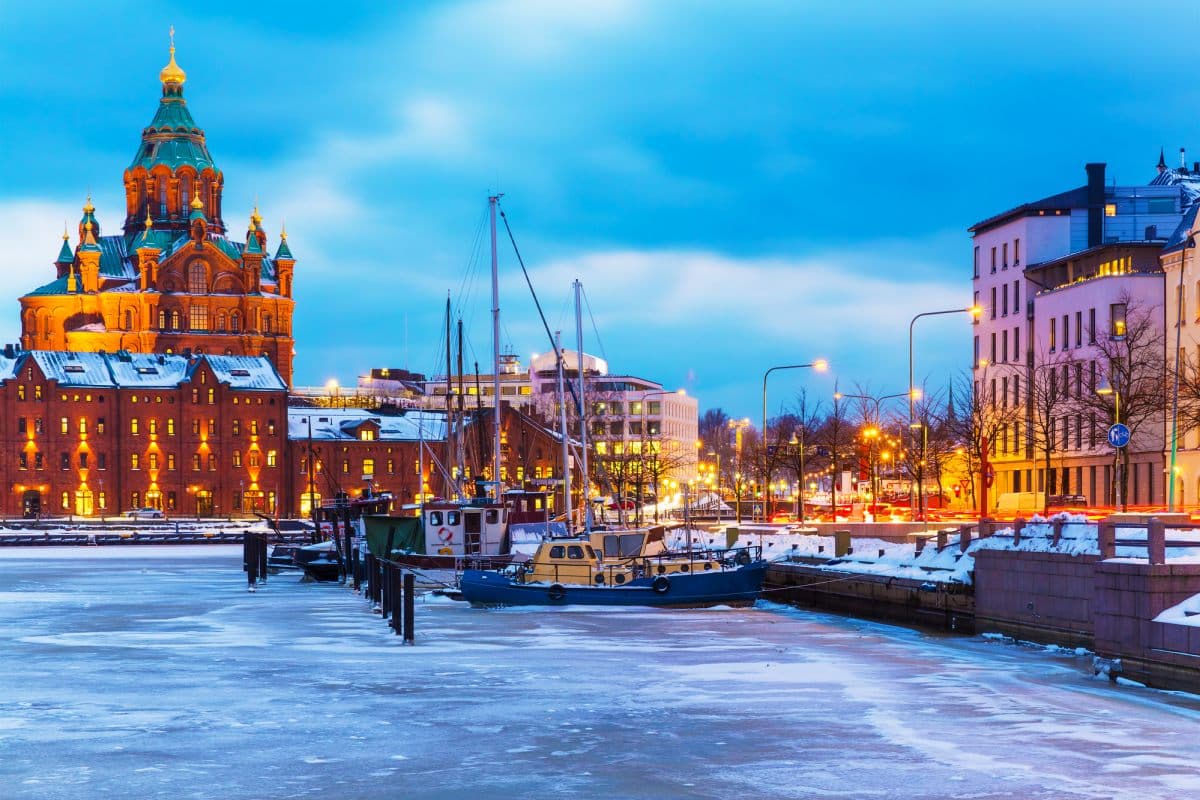Winter-night-in-Helsinki_ruafcTqJOB.jpg